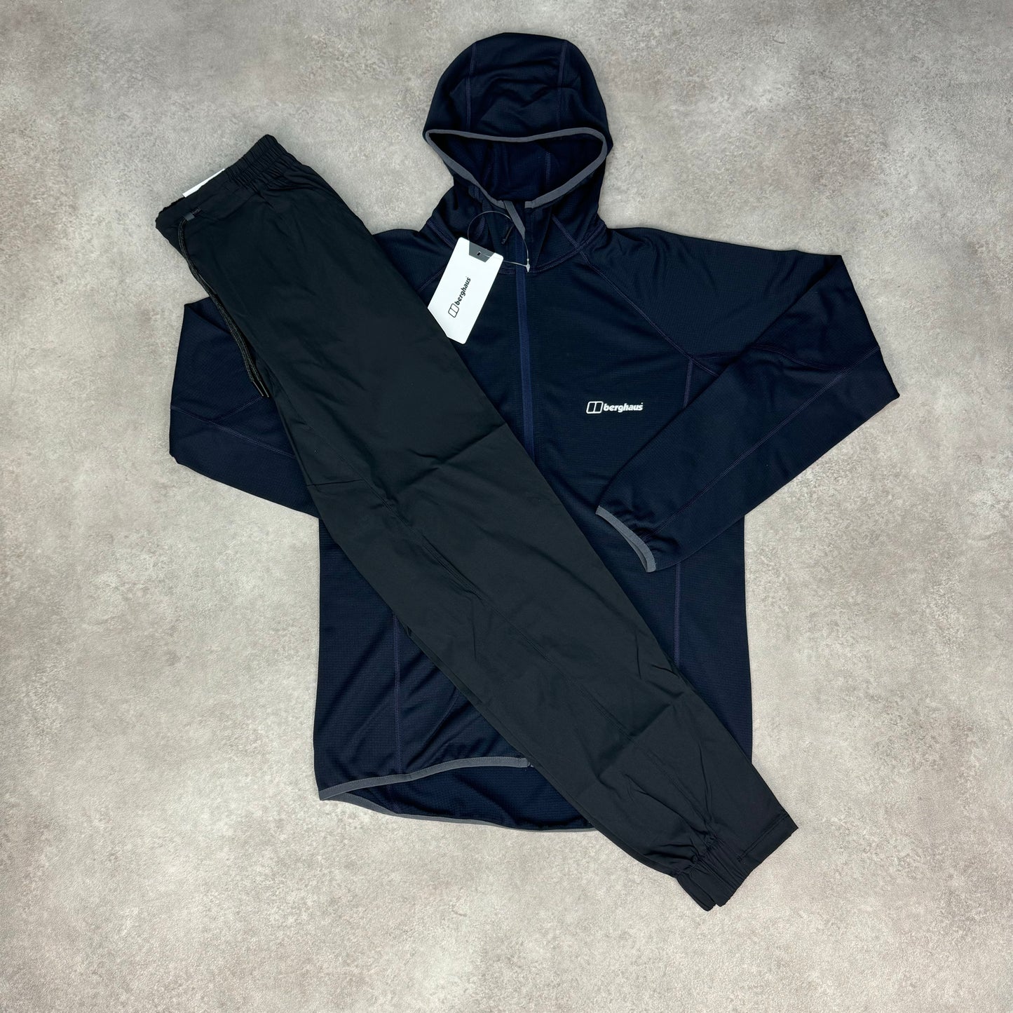Berghaus set