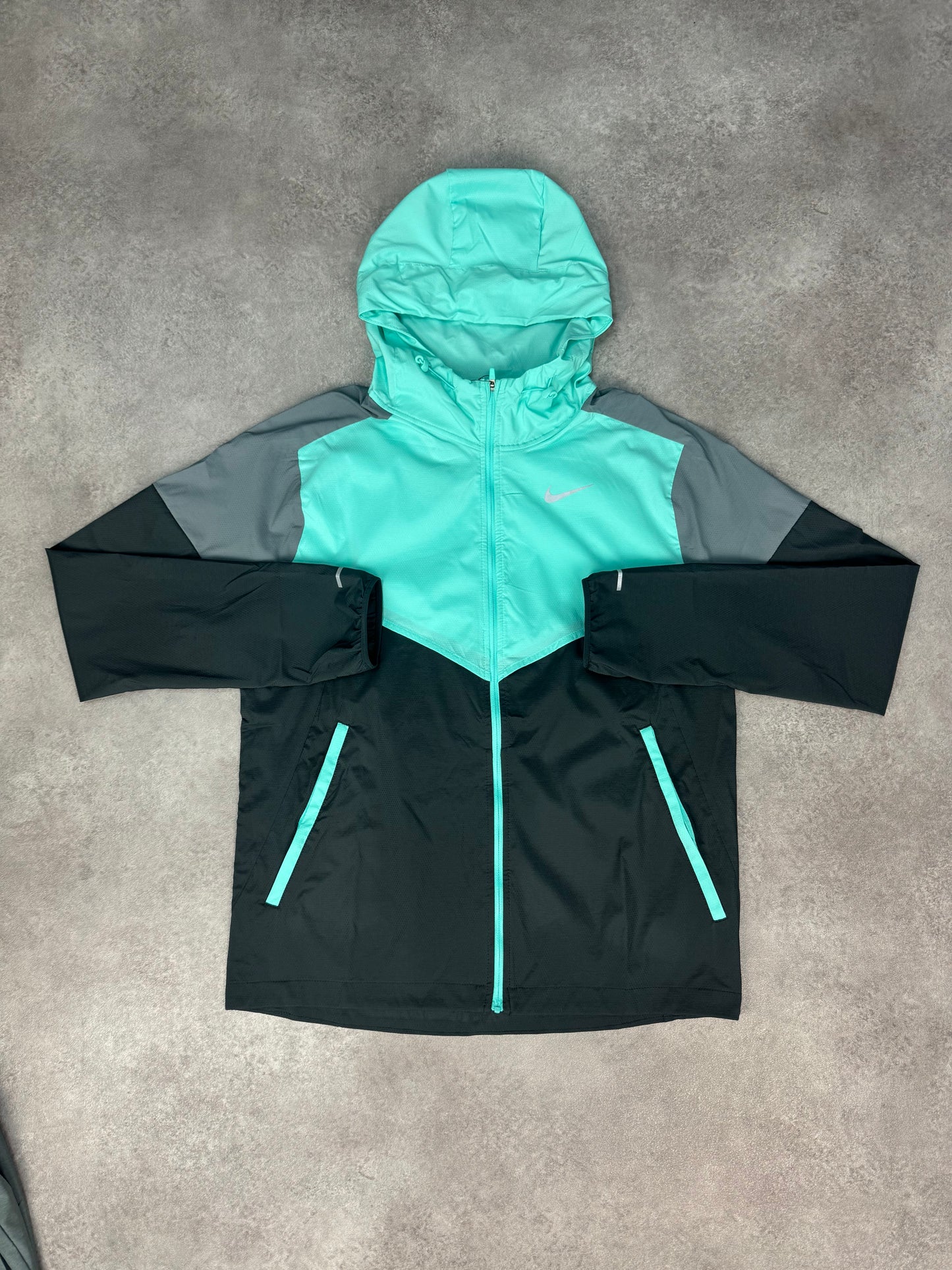 Nike Packable Windbreaker